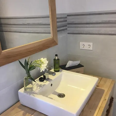 Pilar Bed & Breakfast